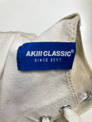 AKIII CLASSIC/アキクラシック/スニーカー/シューズ/ホワイト/MM 235