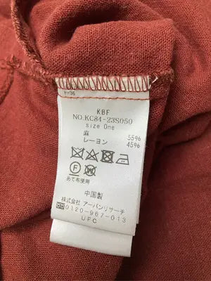 KBF/ケービーエフ/Tシャツ/カットソー/トップス/レッド/ONE