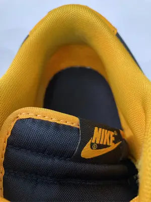 NIKE/ナイキ/スニーカー/シューズ/オレンジ/28cm
