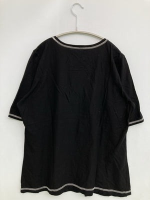 RV/Tシャツ/カットソー/トップス/ブラック