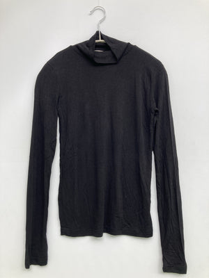 THE BYUL/Tシャツ/カットソー/トップス/ブラック