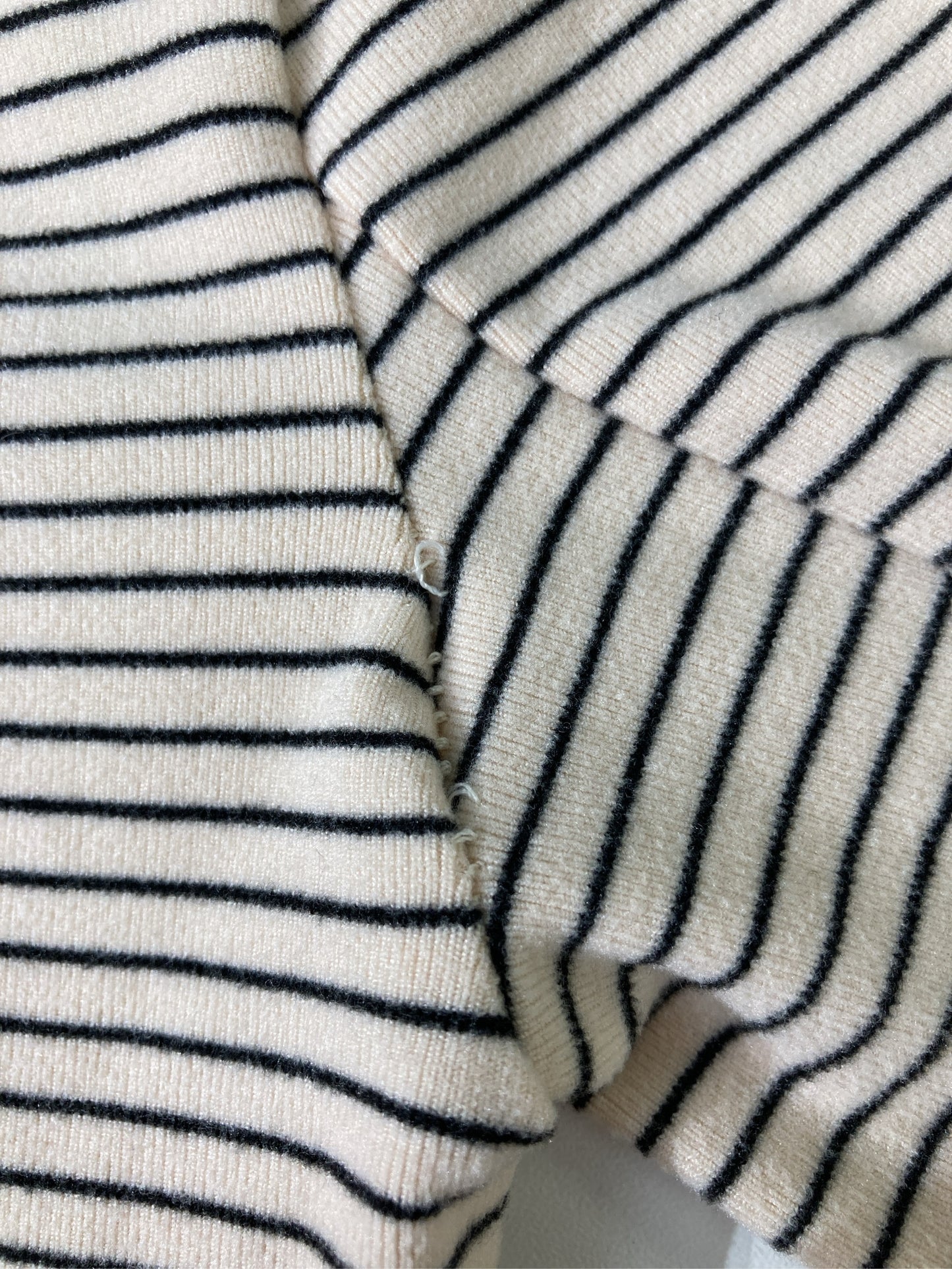 Tシャツ/カットソー/トップス/ベージュ/M