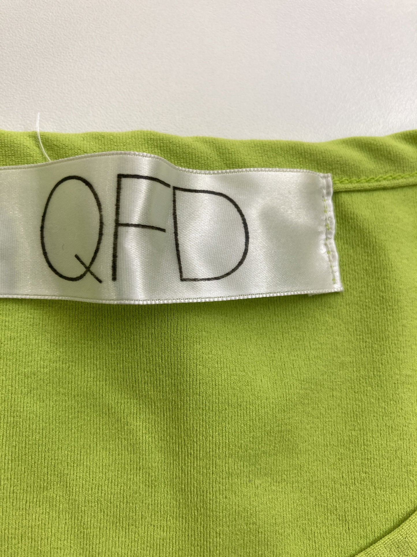 QFD/Tシャツ/カットソー/トップス/ライトグリーン