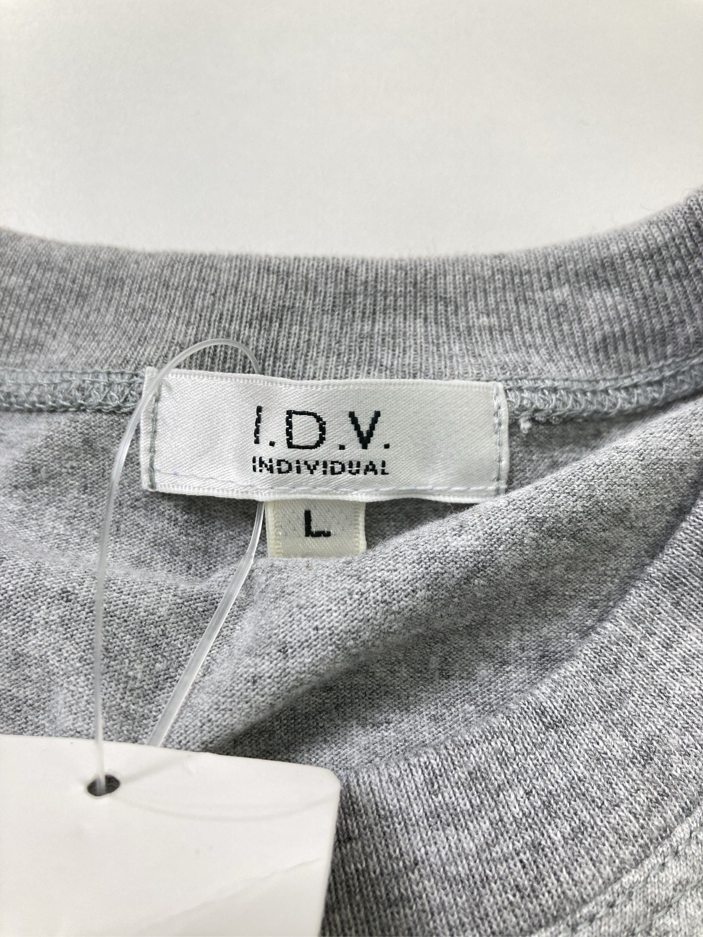 I.D.V/Tシャツ/カットソー/トップス/グレー/L