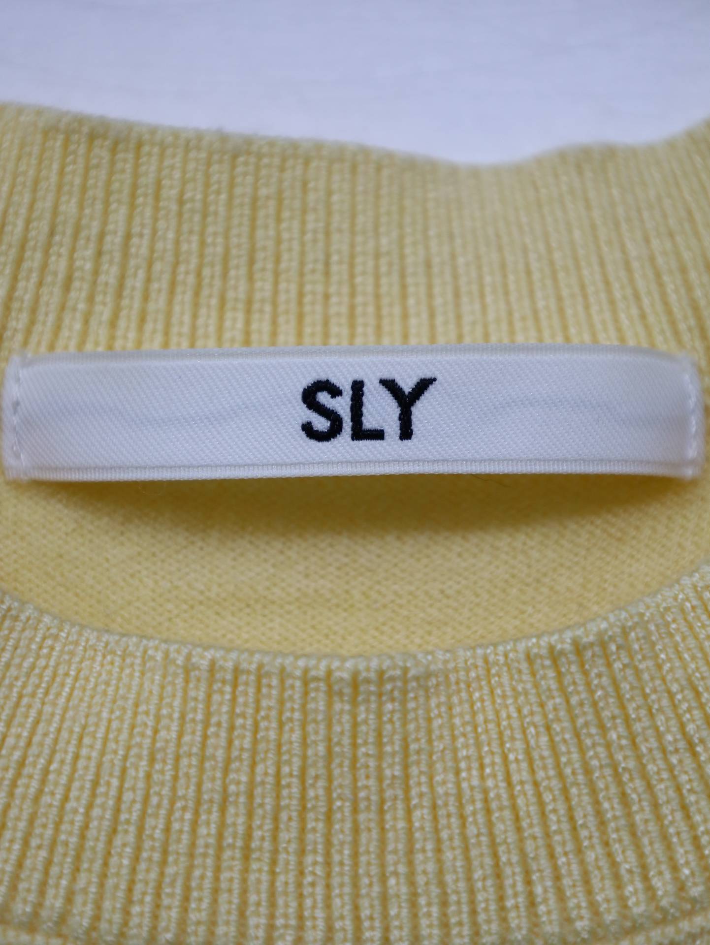 SLY/スライ/ノースリーブ/トップス/イエロー/FREE