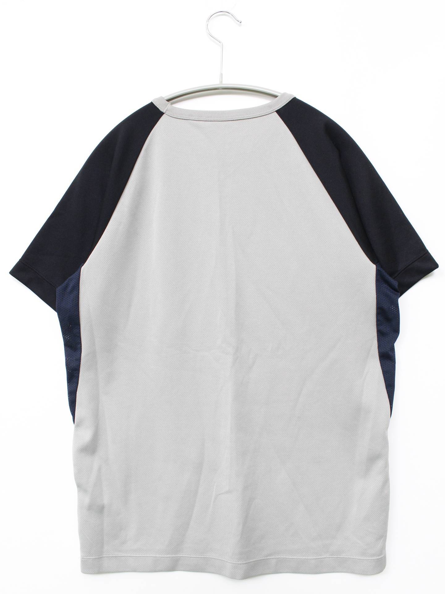 UNIQLO/Tシャツ/カットソー/トップス/グレー