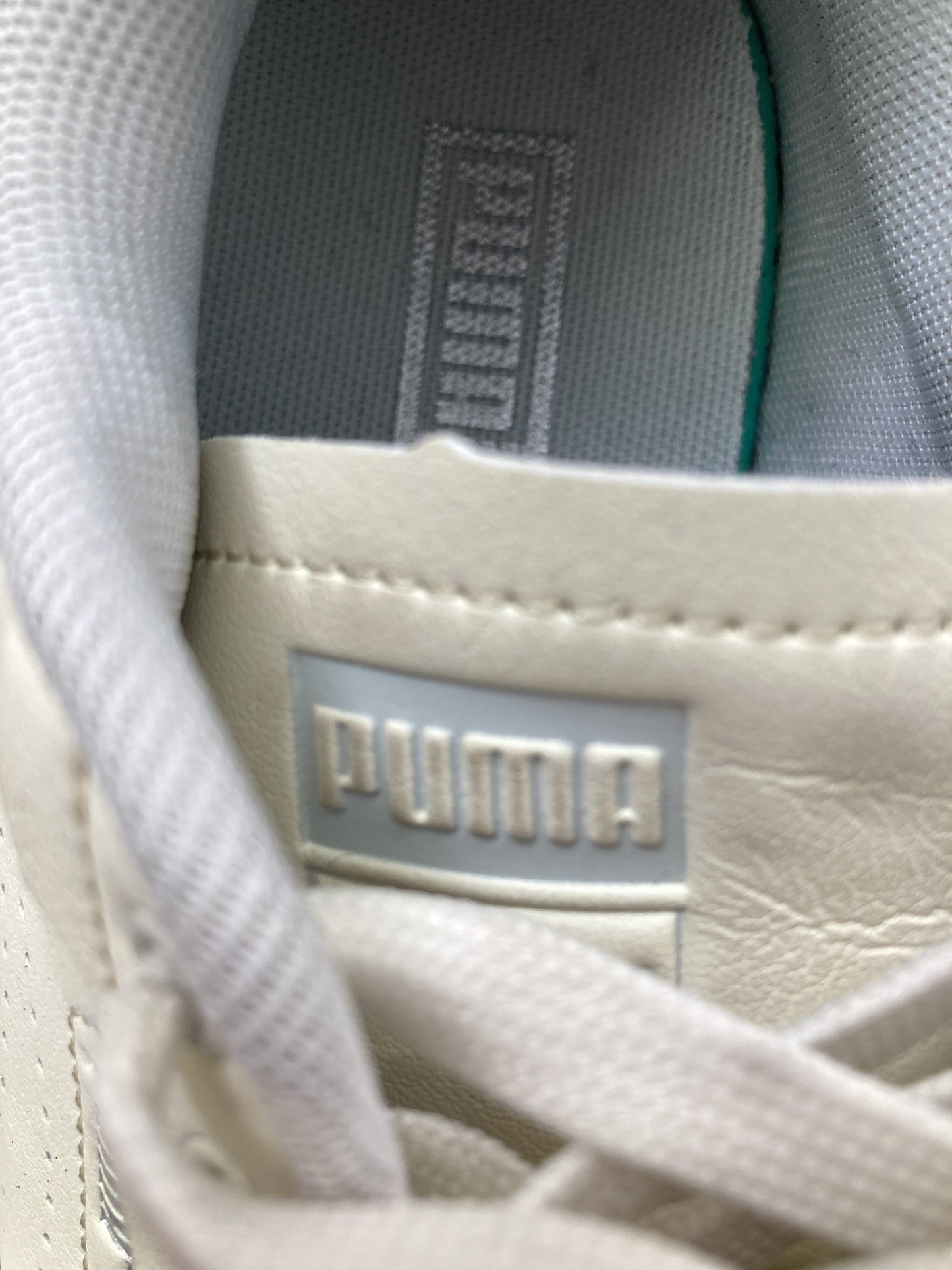 PUMA/プーマ/スニーカー/シューズ/ホワイト/23