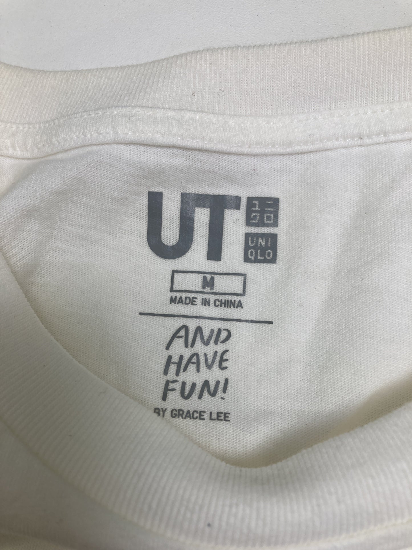 UNIQLO UT/Tシャツ/カットソー/トップス/ホワイト/M