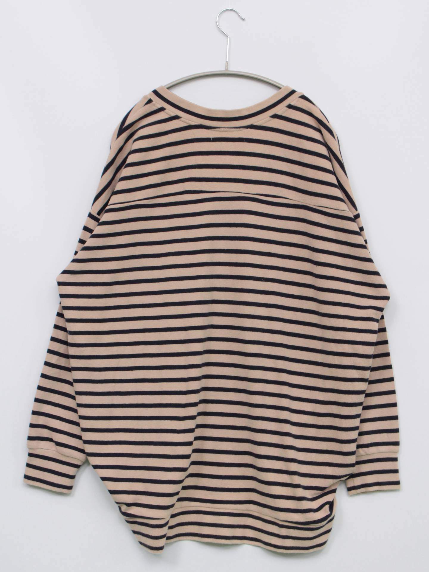 finai decision/Tシャツ/カットソー/トップス/ベージュ