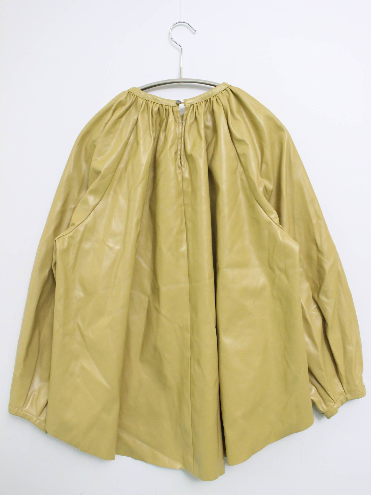 KBF+/その他トップス/トップス/ベージュ/One
