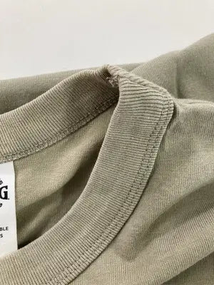 SPALDING/スポルディング/Tシャツ/カットソー/トップス/カーキ/SMALL