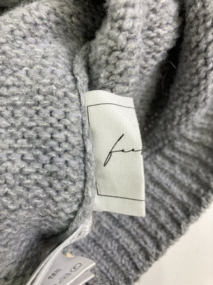 feepur/フィープル/パーカー/トップス/グレー/M   バスト79～87　　身長154～162