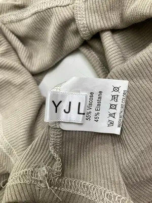 YJL/Tシャツ/カットソー/トップス/ベージュ