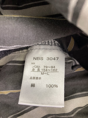 シャツ/ブラウス/トップス/ブラック/M～L　　　バスト79～94　　身長154～162