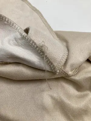 petit petit/Tシャツ/カットソー/トップス/ホワイト/M～L  バスト79～94  身長154～162