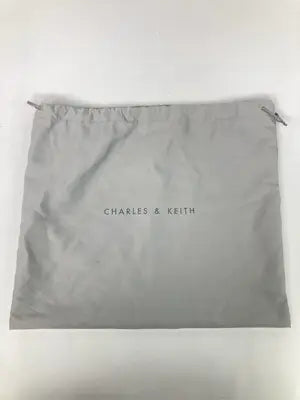 CHARLES&KEITH/チャールズアンドキース/ショルダーバッグ/バッグ/ブラック