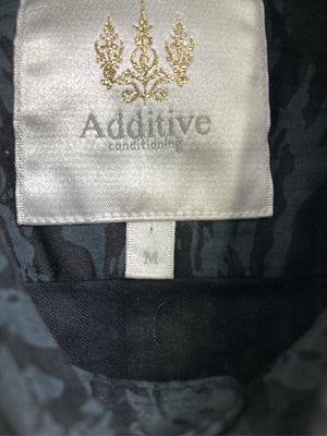 ADDITIVE/シャツ/ブラウス/トップス/グレー/M