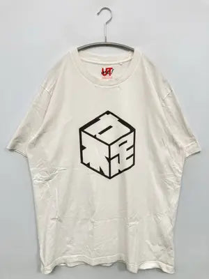 UNIQLO UT/ユニクロユーティー/Tシャツ/カットソー/トップス/ホワイト/XL  チェスト104～112cm