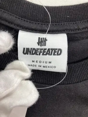 UNDEFEATED/Tシャツ/カットソー/トップス/ブラック/MEDIUM