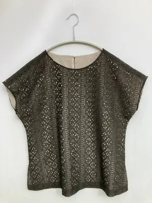 les Deuk Magots/Tシャツ/カットソー/トップス/ブラック/M  バスト79～87　身長154～162