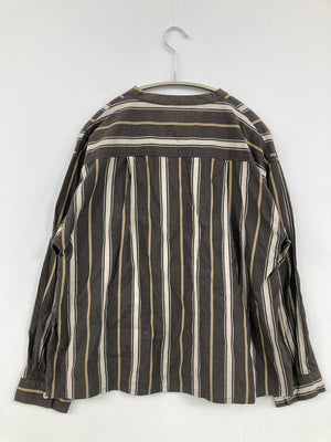 シャツ/ブラウス/トップス/ブラック/M～L　　　バスト79～94　　身長154～162