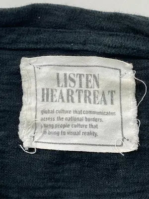LISTEN HEARTREAT/Tシャツ/カットソー/トップス/ブラック