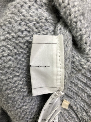 feepur/フィープル/パーカー/トップス/グレー/M   バスト79～87　　身長154～162