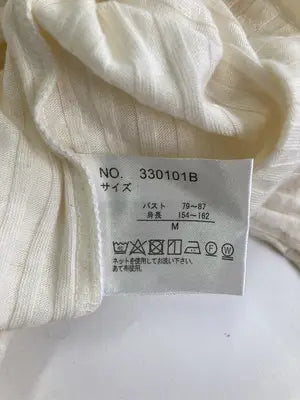 Lutique/ルティーク/Tシャツ/カットソー/トップス/ホワイト/M  バスト79～87　身長154～162