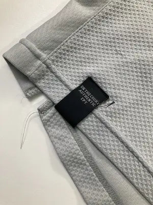ON THE COURT/Tシャツ/カットソー/トップス/グレー