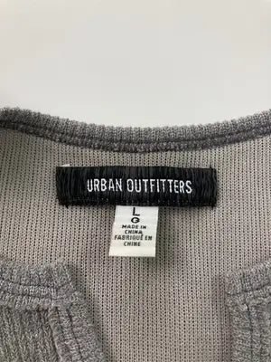 URBAN OUTFITTERS/アーバンアウトフィッターズ/ニット/セーター/トップス/ベージュ/L