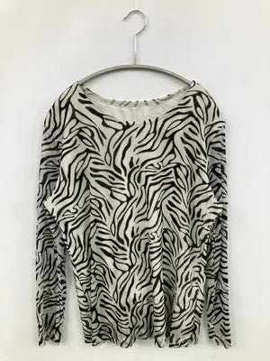 Kafuu/Tシャツ/カットソー/トップス/ホワイト/M～L   バスト79～94　身長154～162