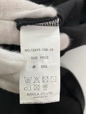 KAKELA TRANQUIL/Tシャツ/カットソー/トップス/ブラック/FREE