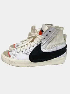 NIKE/ナイキ/スニーカー/シューズ/ホワイト