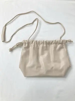 ボディバッグ/ウエストポーチ/バッグ/ホワイト