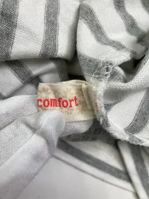 Live in comfort/Tシャツ/カットソー/トップス/ホワイト/L  バスト86～94  身長154～162
