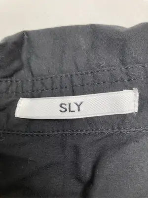 SLY/スライ/シャツ/ブラウス/トップス/ブラック/1