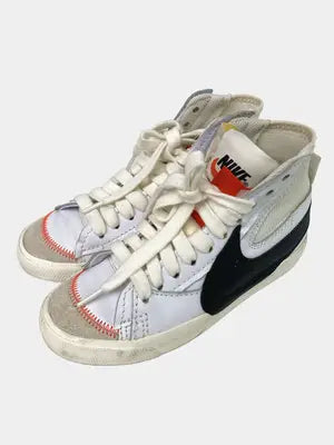 NIKE/ナイキ/スニーカー/シューズ/ホワイト