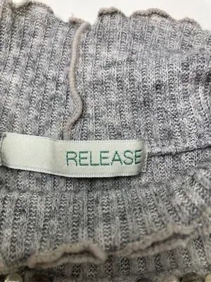 RELEASE/ニット/セーター/トップス/グレー/M～L  バスト79～94  身長154～162