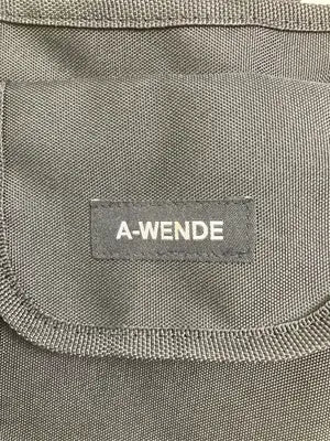 wendine/ボディバッグ/ウエストポーチ/バッグ/ブラック
