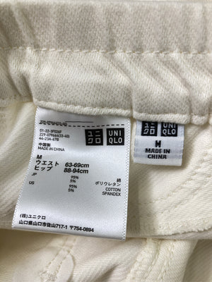 UNIQLO/ユニクロ/スラックス/パンツ/ホワイト/M  ウエスト63～69cm　ヒップ88～94cm