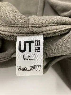 UNIQLO UT/ユニクロユーティー/パーカー/トップス/カーキ/M