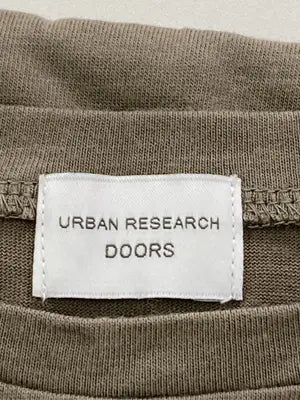 URBAN RESEARCH DOORS/アーバンリサーチドアーズ/Tシャツ/カットソー/トップス/カーキ/One