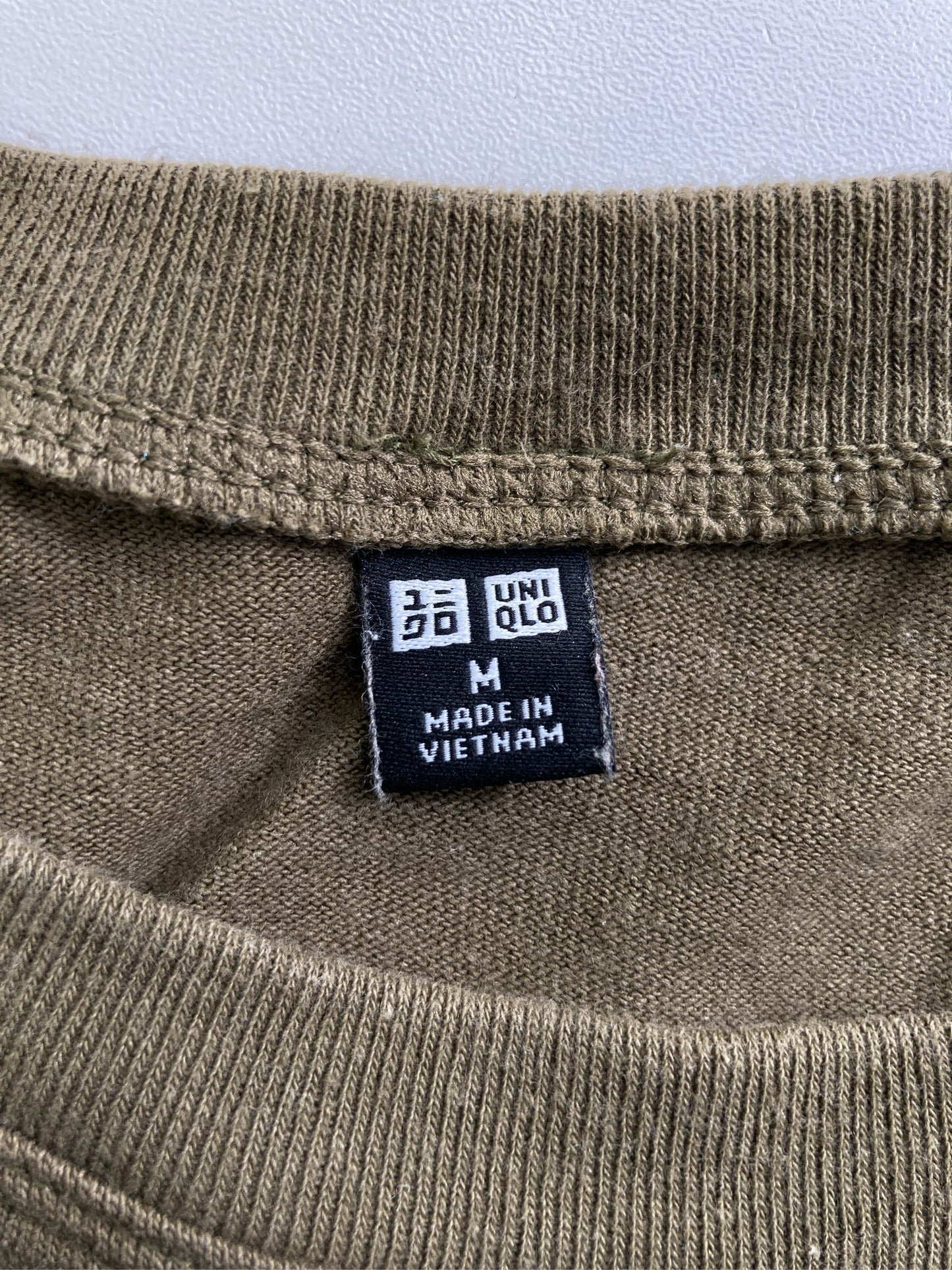 UNIQLO/ユニクロ/Tシャツ/カットソー/トップス/カーキ/M
