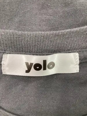 yolo/ヨロ/Tシャツ/カットソー/トップス/グレー