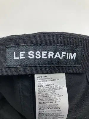 LE SSERAFIM/キャップ/帽子/ブラック