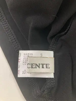 INNOCENTE/Tシャツ/カットソー/トップス/ブラック/M-L