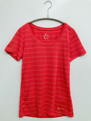 NIKE/ナイキ/Tシャツ/カットソー/トップス/レッド/M