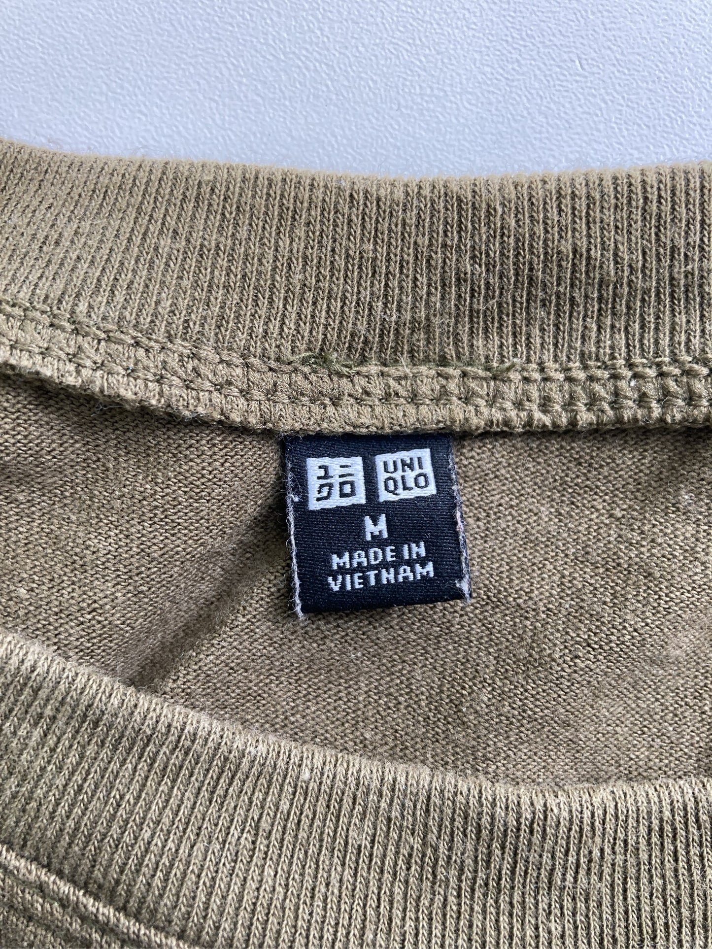 UNIQLO/ユニクロ/Tシャツ/カットソー/トップス/カーキ/M
