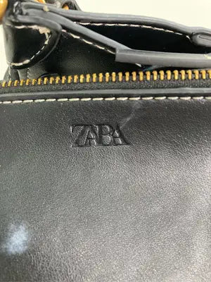 ZARA/ザラ/ショルダーバッグ/バッグ/ブラック