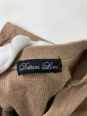 Datum line/Tシャツ/カットソー/トップス/ブラウン/LL